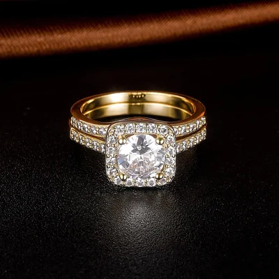 Two-in-One Bridal Ring Set by Gemsme, Gold